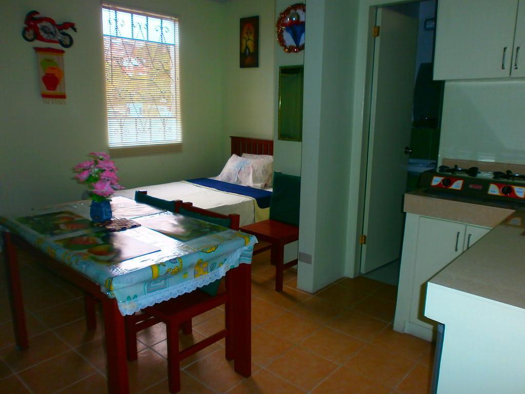Lyn'S Do Drop Inn Transient House Baguio City Δωμάτιο φωτογραφία