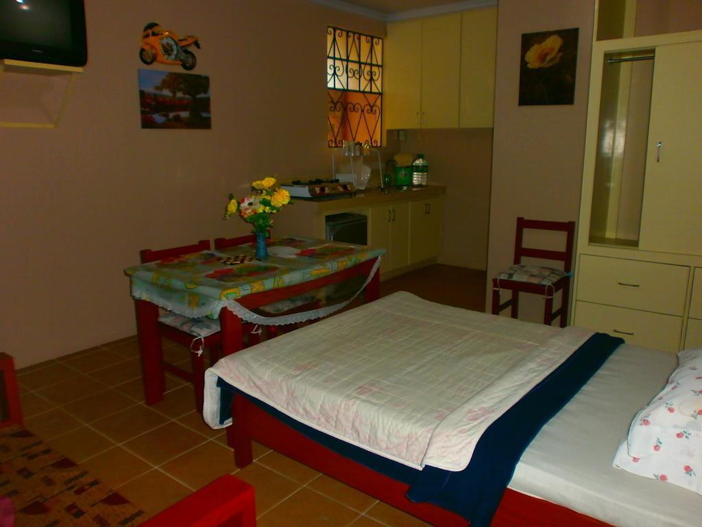 Lyn'S Do Drop Inn Transient House Baguio City Δωμάτιο φωτογραφία